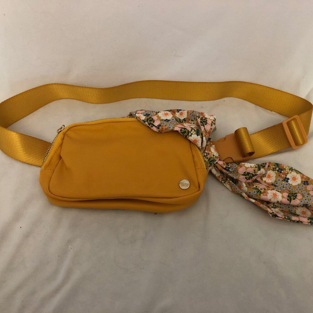Darling Effect Crossbody Bag/Fanny Pack